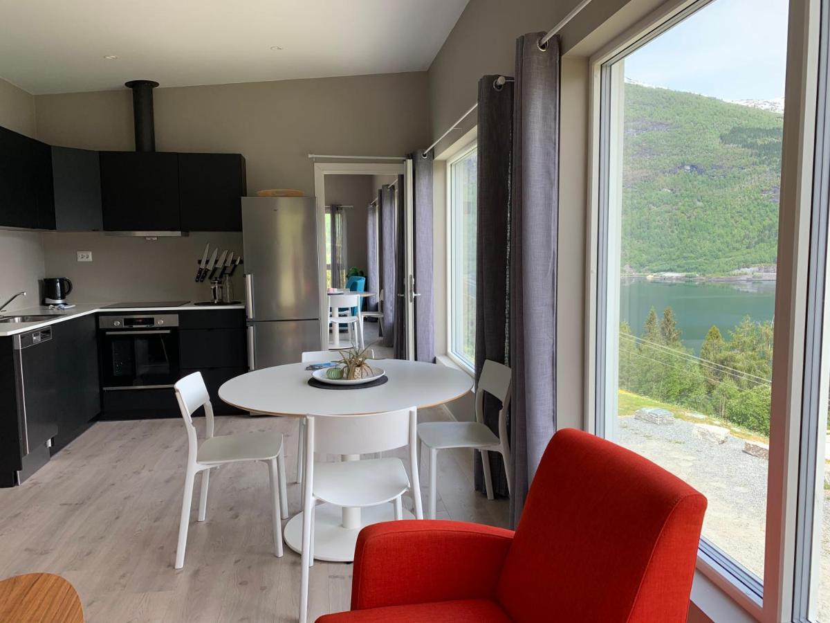 Olden Fjord Apartments Dış mekan fotoğraf