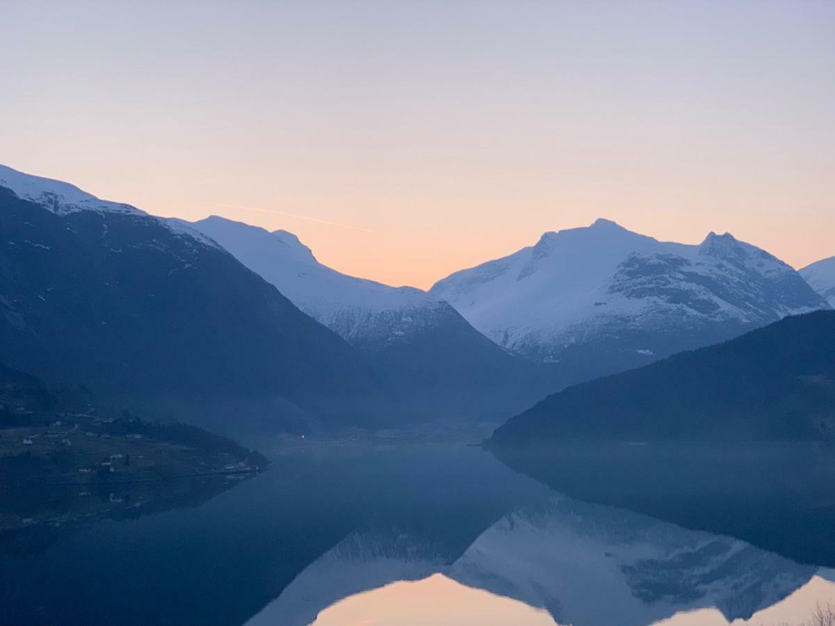 Olden Fjord Apartments Dış mekan fotoğraf